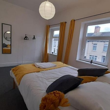 Spacious 4 Bedroom, Free Netflix, Central Location Cardiff Kültér fotó