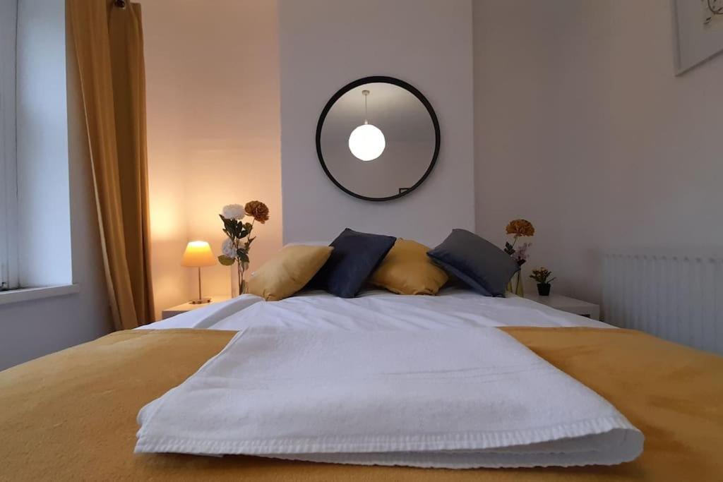 Spacious 4 Bedroom, Free Netflix, Central Location Cardiff Kültér fotó